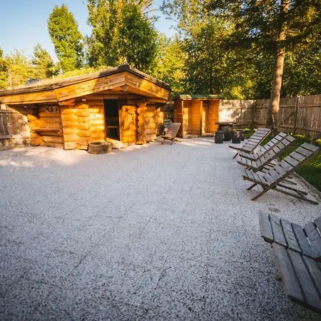 Kamp Kamp Menina *